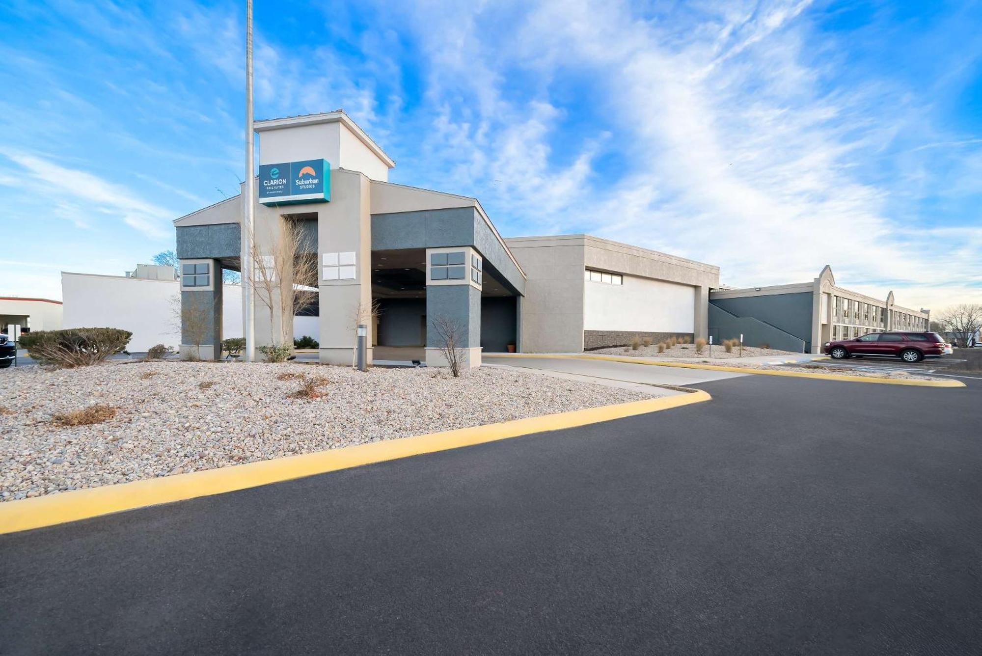 Suburban Studios, Kearney Luaran gambar